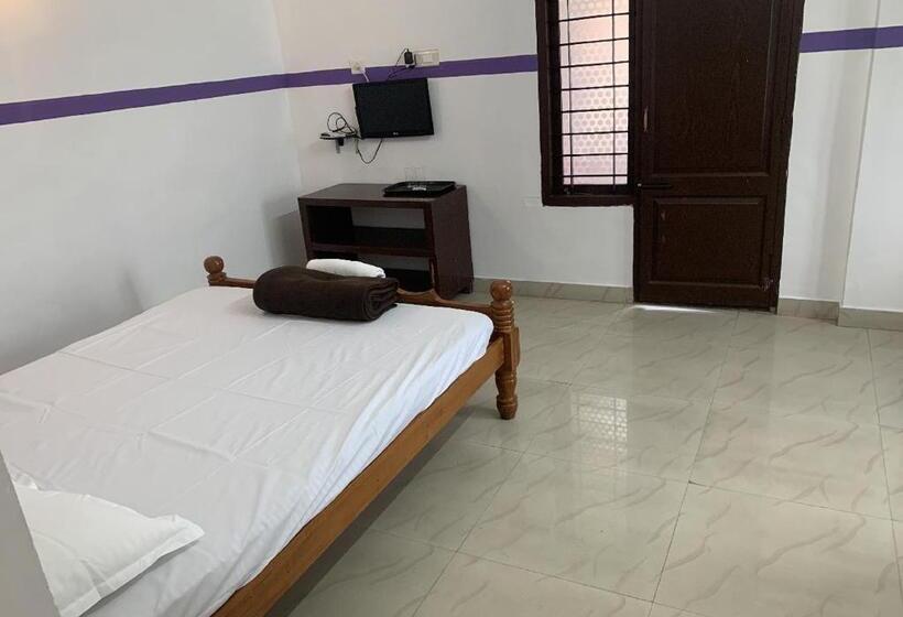 标准间, Amma Inn Highway