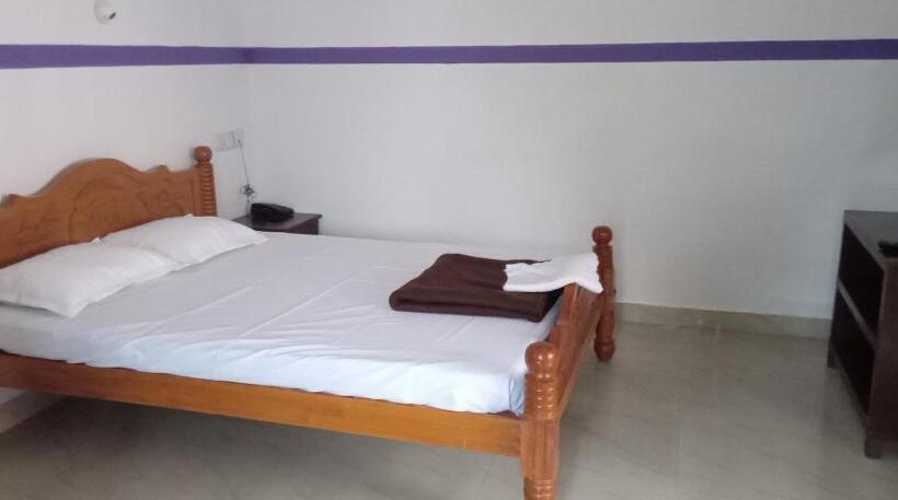 带阳台的豪华间, Amma Inn Highway