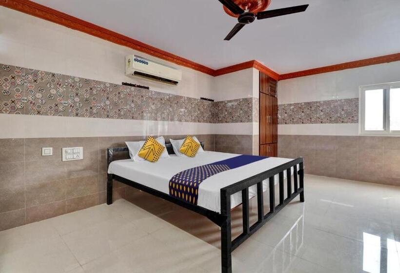 Трехместный Номер Классика, Spot On Hotel Maha Lakshmi