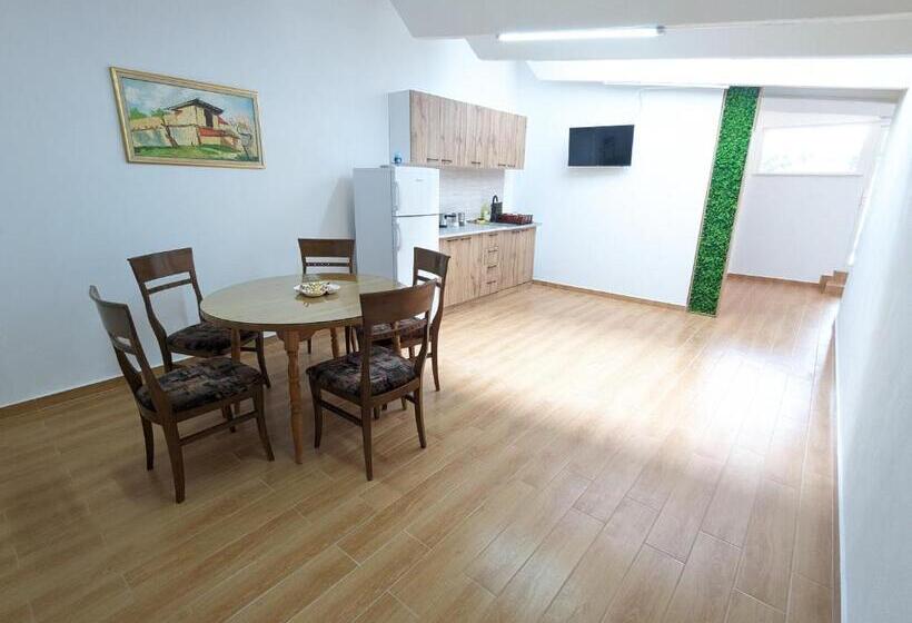 اتاق استاندارد, Apartments Victory