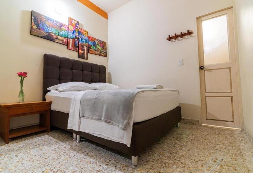 اتاق استاندارد, Montanar Home
