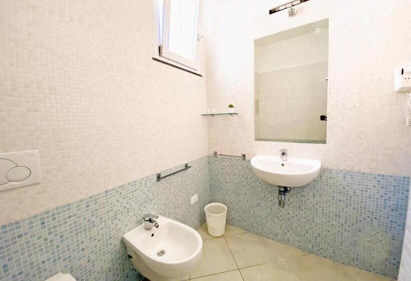 带1个卧室的公寓, Residence With Swimming Pool In Mazzanta Just 600 Meters From The Beach
