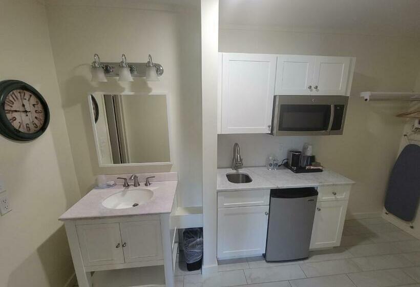 Студия Стандарт, Circle Hotel Fairfield