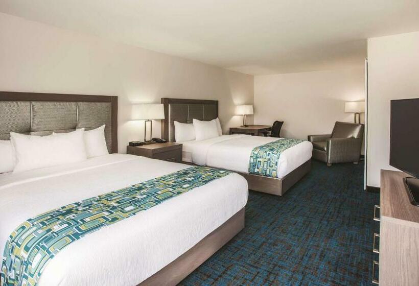 Люкс, La Quinta By Wyndham St. Paul Woodbury