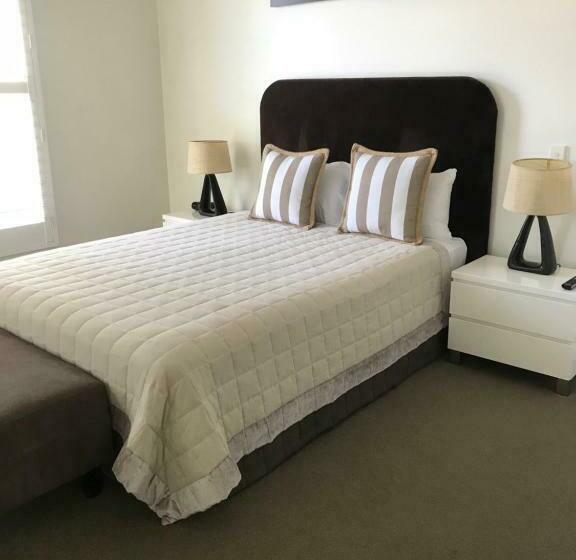 Apartamento 2 Dormitórios, Metzo Noosa Resort