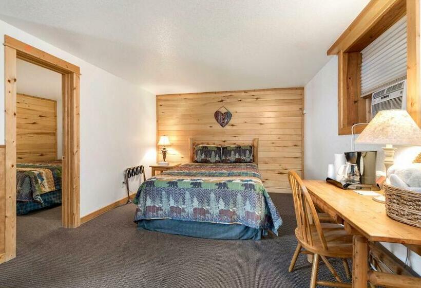 Люкс 2 Спальни, Nicky's Resort