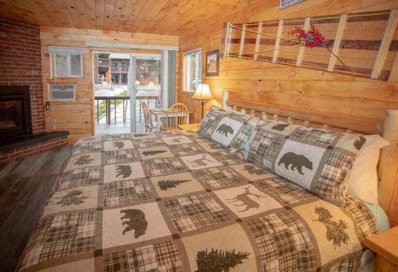 Номер Deluxe Кровать Кинг, Nicky's Resort