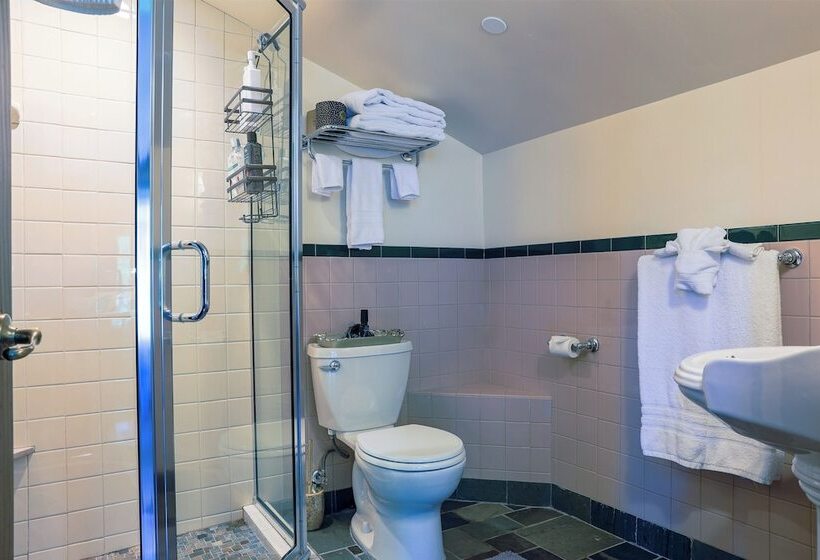 Номер Стандарт, Stone Chalet Bed & Breakfast Inn