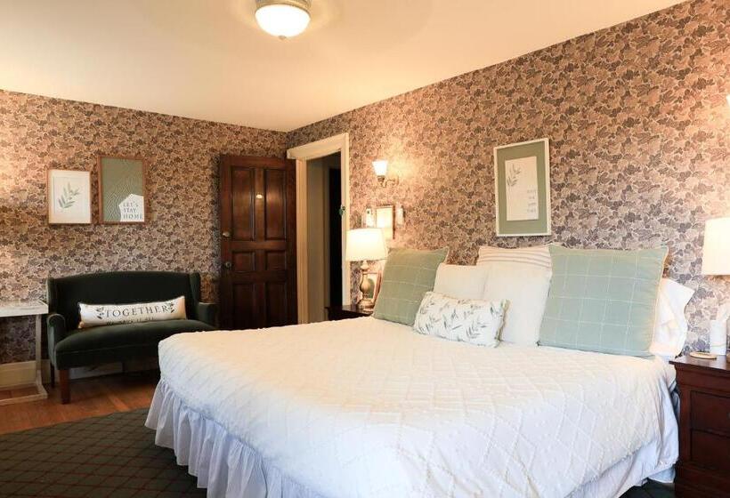 Стандартный Номер Кровать Кинг, Stone Chalet Bed & Breakfast Inn