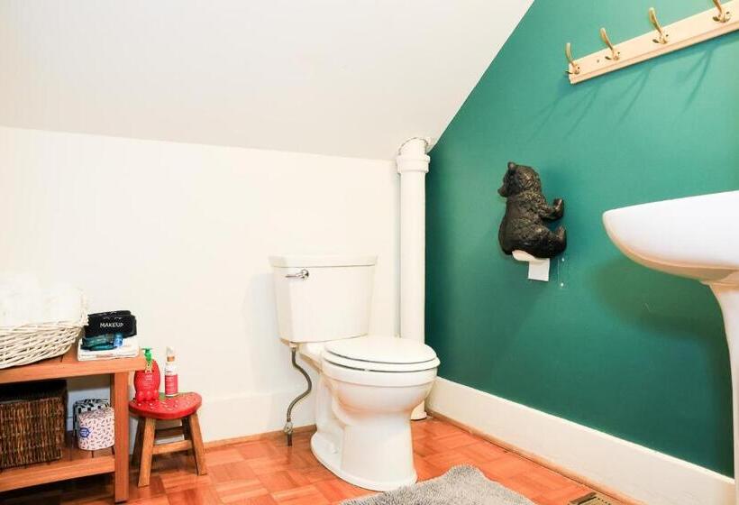 Family Suite, Stone Chalet Bed & Breakfast Inn