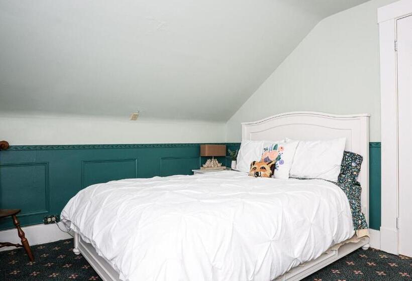 Family Suite, Stone Chalet Bed & Breakfast Inn