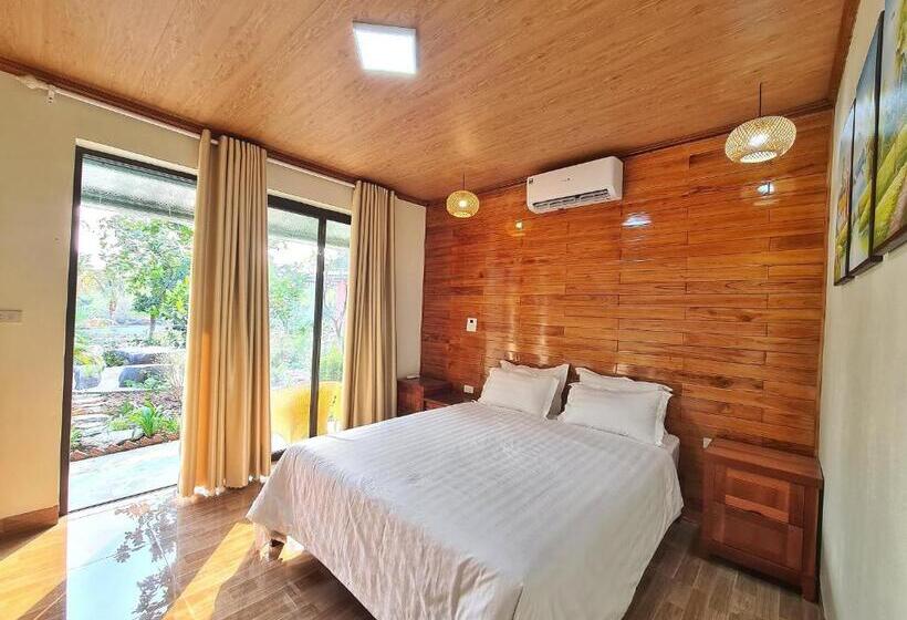 سوییت با چشم‌انداز باغ, Trang An Four Seasons Bungalow
