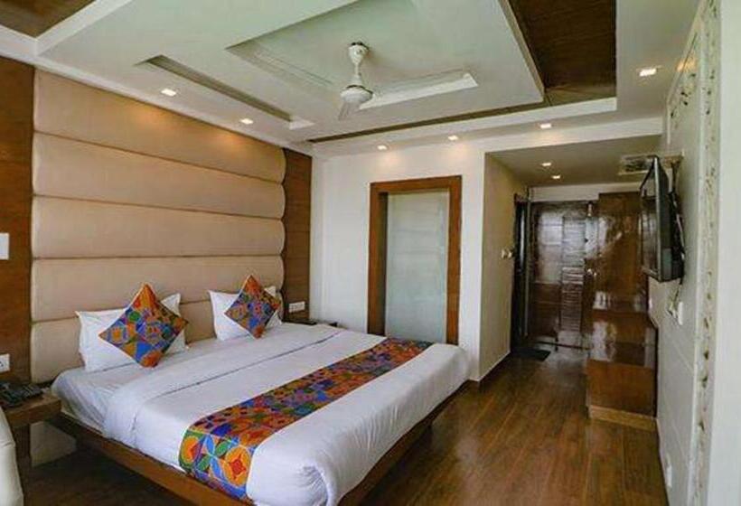 اتاق خانوادگی, Fabhotel Stay Comfort Mall Road
