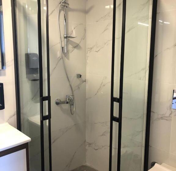 Номер Стандарт Трехместный, Lulubay Rooms & Suites