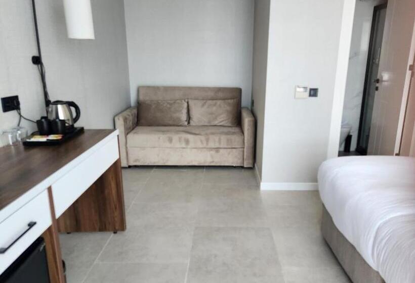 Семейный Номер, Lulubay Rooms & Suites