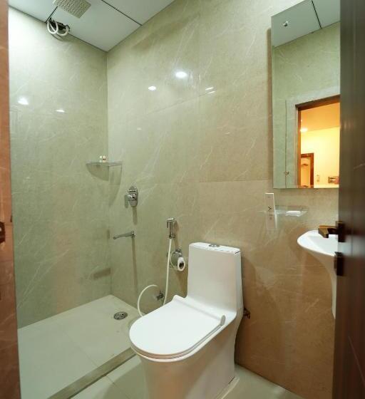 带大床的套房, Mevid Hotels