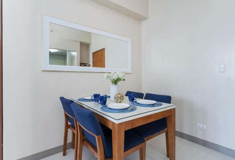 침실 1개 디럭스 아파트, Omp T1 6h, Free Beach & Pool Access, Near Airport, Fast Wifi, Netflix