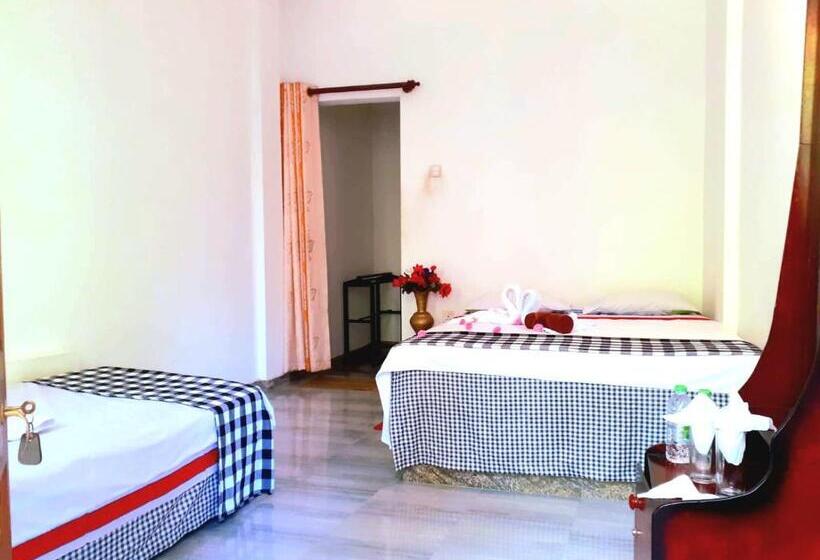Номер Стандарт Трехместный, Green Shade Resort & Haritha Sewana