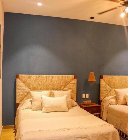 سوییت لوکس, Boutique Gloriagave