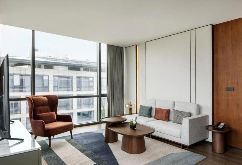 سوئیت کلاب, Sheraton Xuzhou
