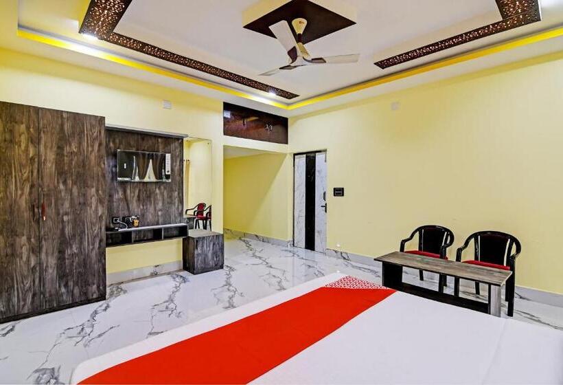 Трехместный Номер Классика, Oyo Flagship Sri Sai Palace