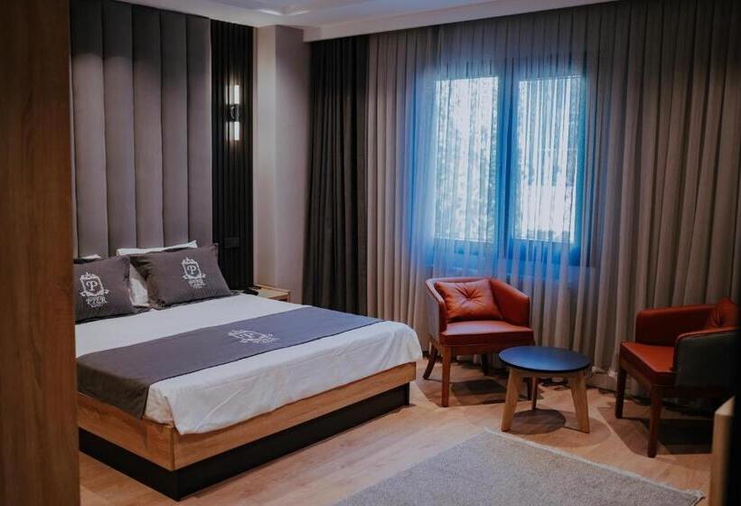 Номер Deluxe, Pier