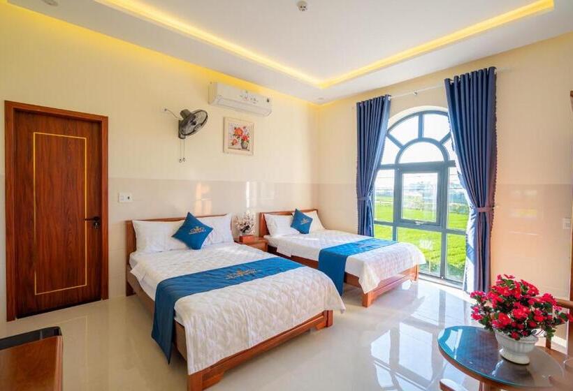 اتاق لوکس, Golden Hotel 2