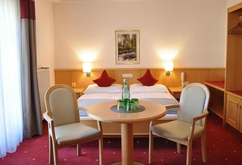 سوییت, Heart Hotel Himmelberg