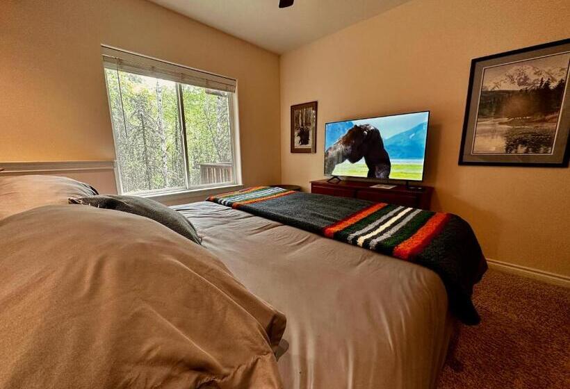 Люкс Кровать Кинг, Guest Suite With Hot Tub   Edge Of The Wild
