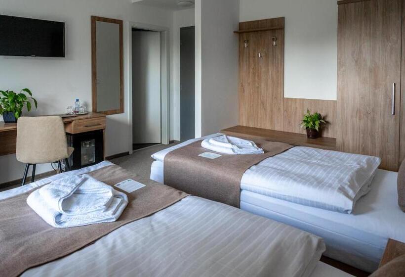 Номер Стандарт, Penzion Golf Luby
