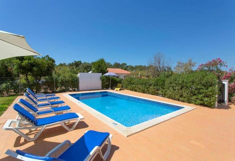 Вилла 1 Спальня, Casa Silver, Gale   Sleeps 9 Close To Amenities And Beach!