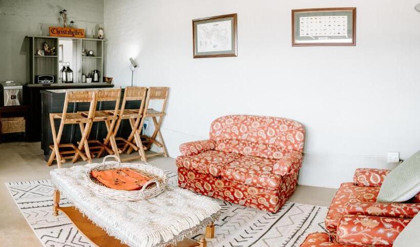 Дом 1 Спальня, Breathe Accommodation