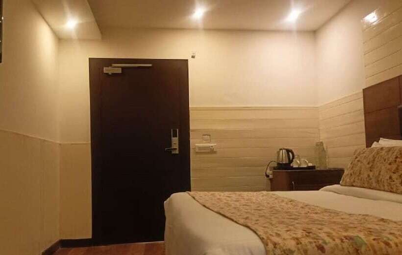 디럭스 룸, Yashshree Mussoorie Mall Road