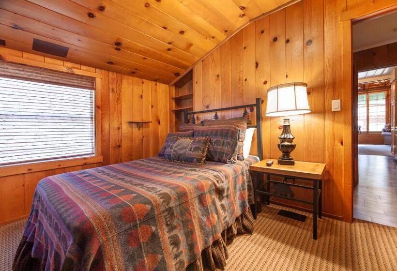 패밀리 스위트, Tahquitz Pines Retreat