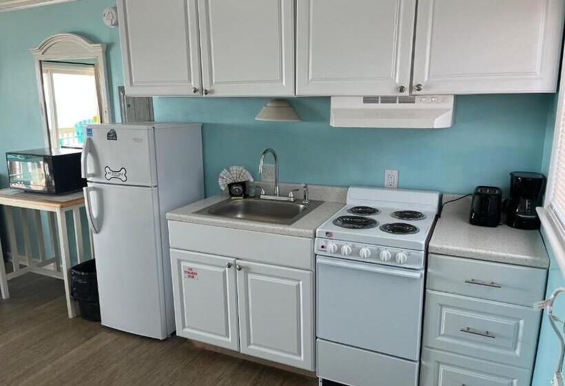 Люкс с Балконом, Sea Vista Motel