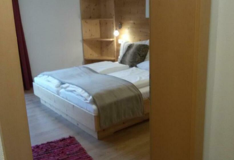 발코니가 있는 2 베드룸 아파트, Apartment Haus Am See