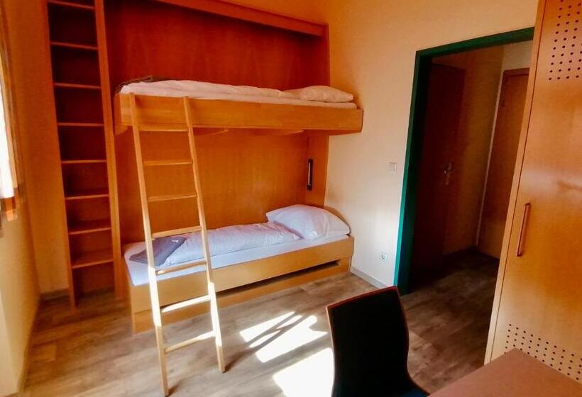 ファミリールーム, Junges Hotel Tulln