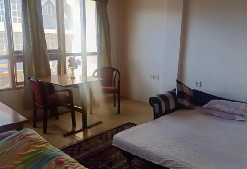 اتاق استاندارد, Jd House, Tawang