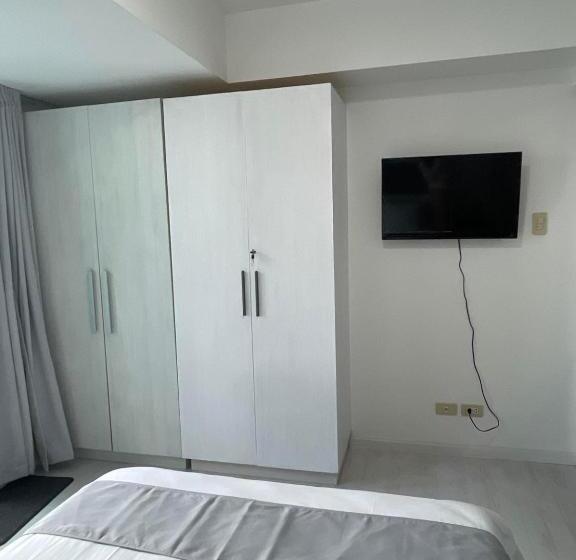 Семейный Номер, Azure Urban Resort Residences