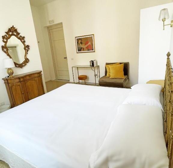 اتاق استاندارد سه نفره, B&b Isola Messina