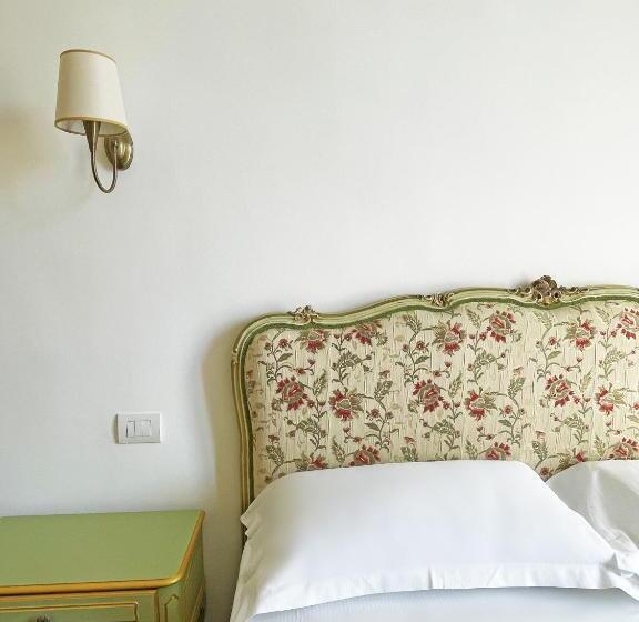 اتاق سوپریور سه تخته, B&b Isola Messina