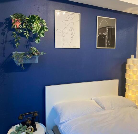 Quarto Familiar, Azure Staycation