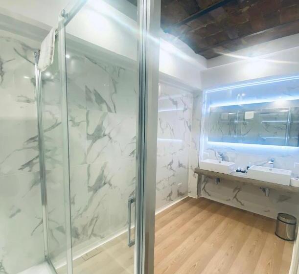 سوییت جونیور, Miluar Luxury B&b   Vanvitelli