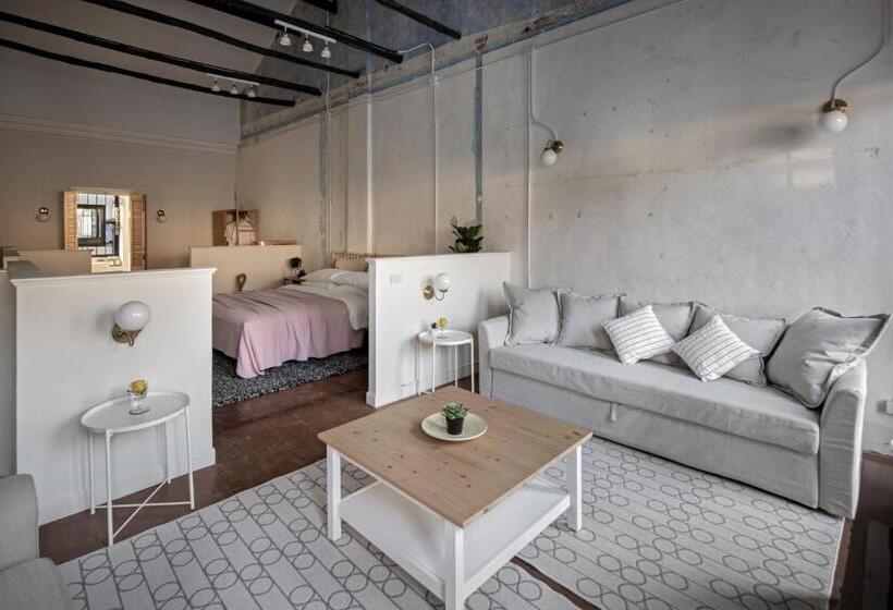 Дом 1 Спальня, 97 Yaowarat   Phuket Old Town