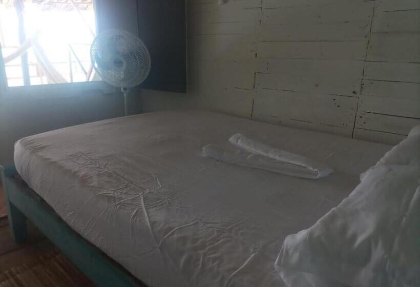디럭스 룸, Piña Colada Hostels