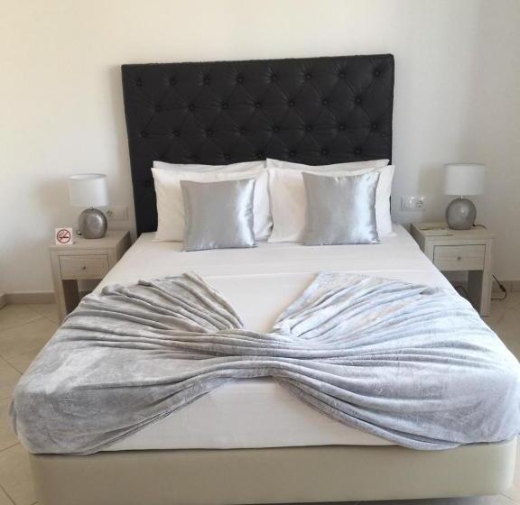 اتاق استاندارد با بالکن, Lali S House