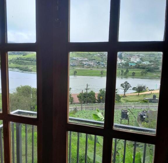اتاق لوکس خانوادگی, Creek View Inn