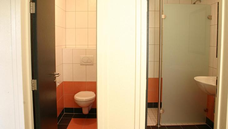 Семейный Номер, Jugendgästehaus Sportheim