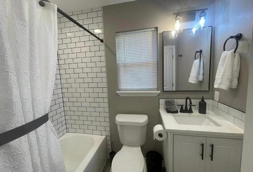 Апартаменты Deluxe 1 Спальня, Apt 3   Roman At High Plains Lodge