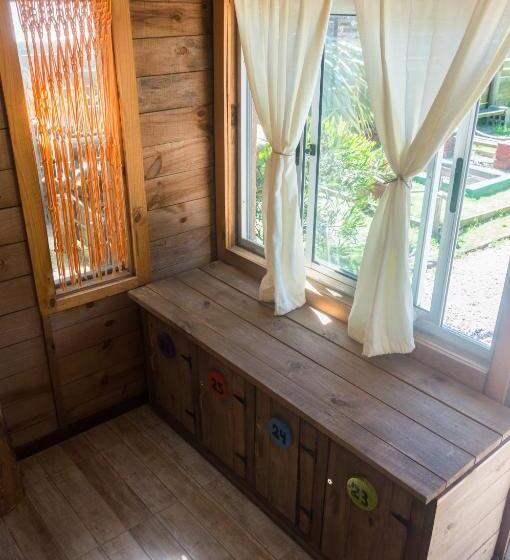 스탠다드 룸 공동 욕실, Las Palmas Beach Hostel